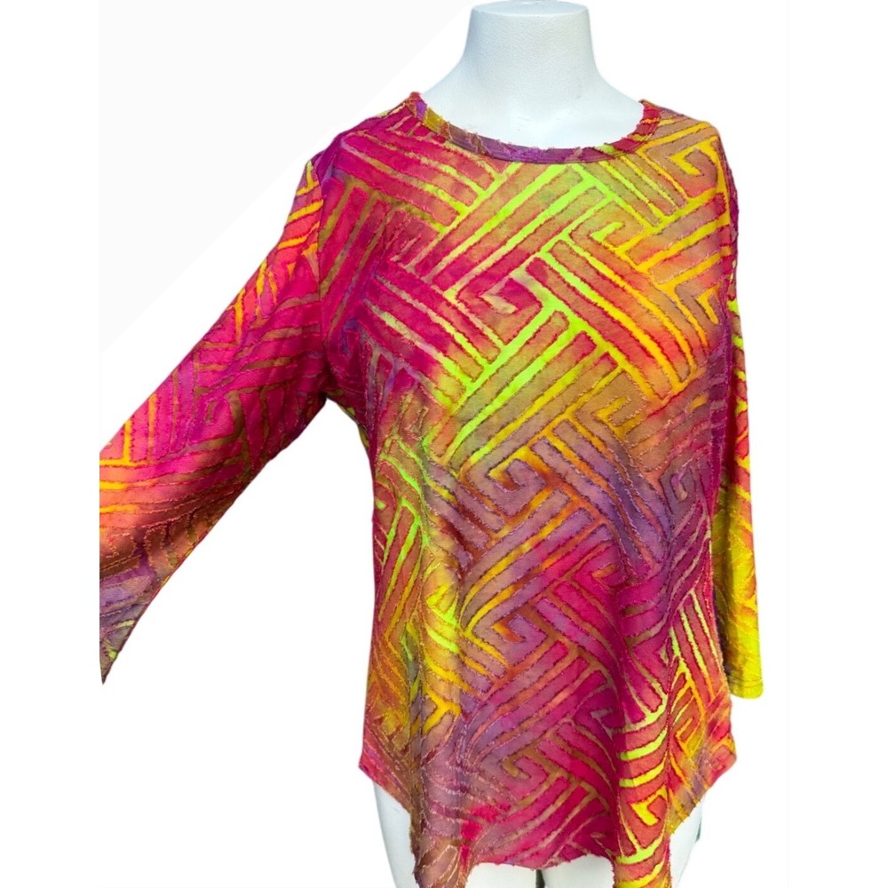 Calessa Tunic Top L Tie Dye Burnout Long Sleeve Shirttail Hem Crew Neck NWT Boho
